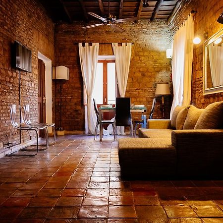 Gorgeous House Trastevere Rome Bilik gambar
